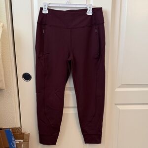 Athleta Rainier Jogger - M (petite) - spiced cabernet